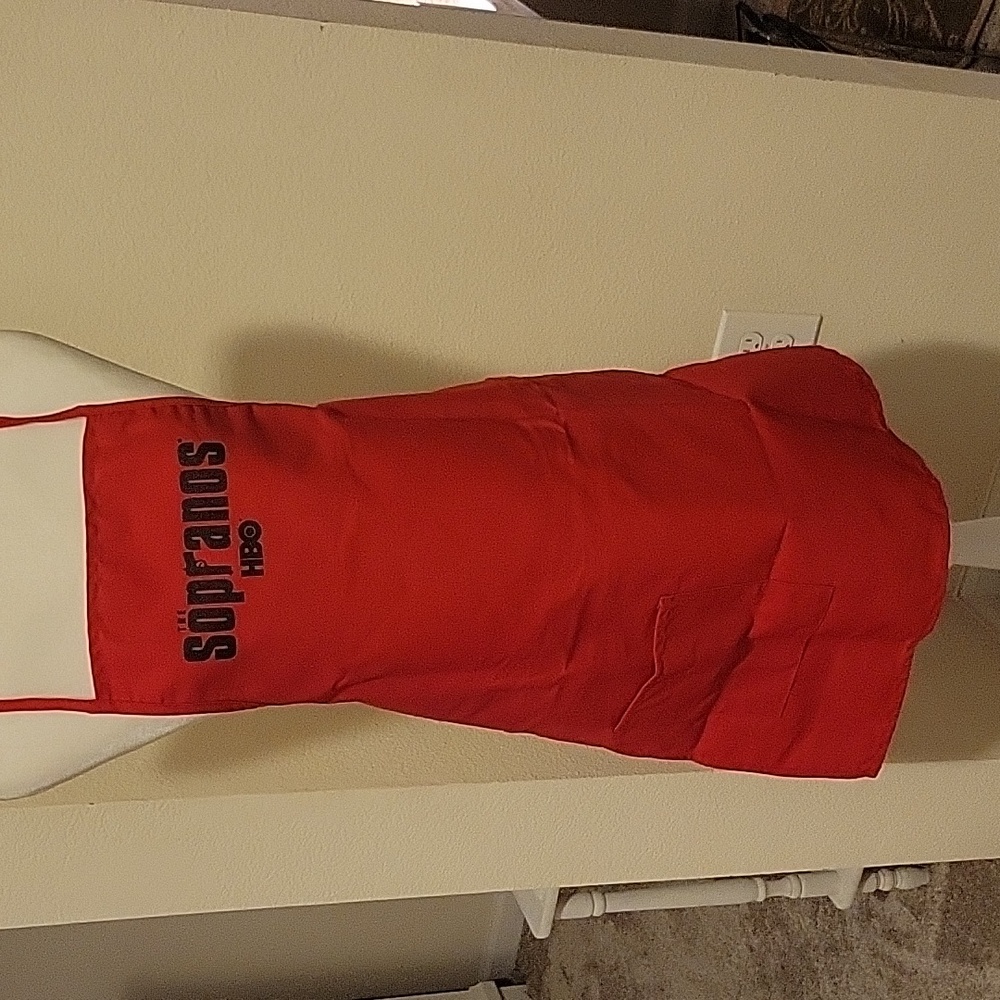 RARE SOPRANOS HBO APRON....NWOT